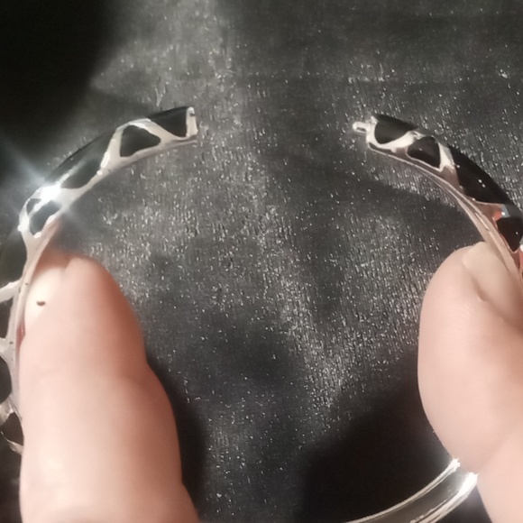 Talbot's cross cross black enamel over silver spring hinged bangle bracelet. - Picture 5 of 6